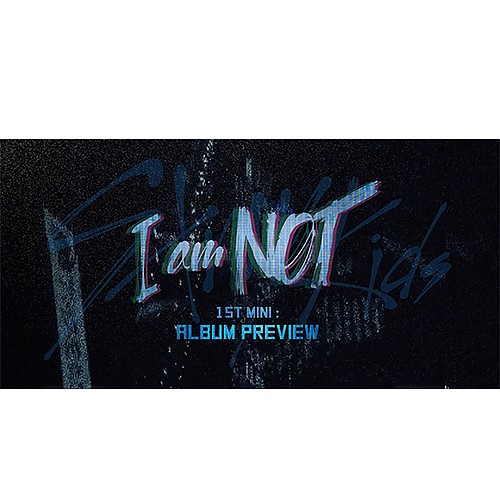K-POP STRAY KIDS 1st Mini Album - I AM NOT (I AM/NOT ver.) (Random 