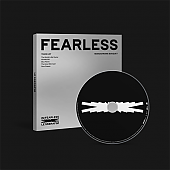 [K-Pop] LE SSERAFIM 1st Mini Album - FEARLESS (Monochrome Bouquet Ver.)