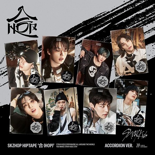 [K-POP] Stray Kids SKZHOP HIPTAPE - ‘合 (HOP)’ (ACCORDION VER.) (8 TYPES Random)